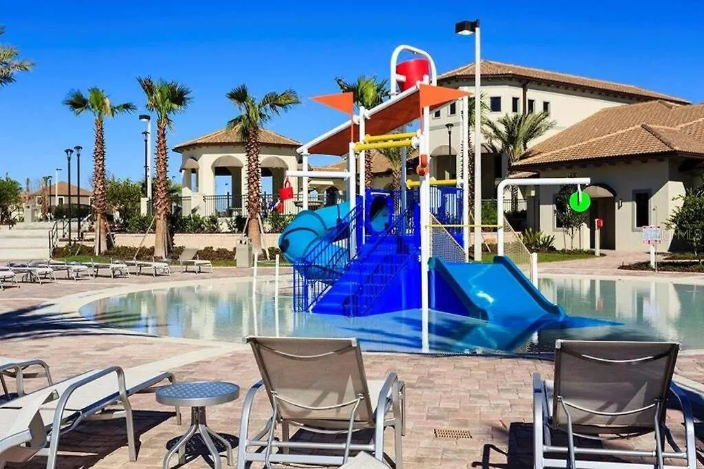 Luxury Family Friendly 8 Bedroom Villa Near Disney Davenport